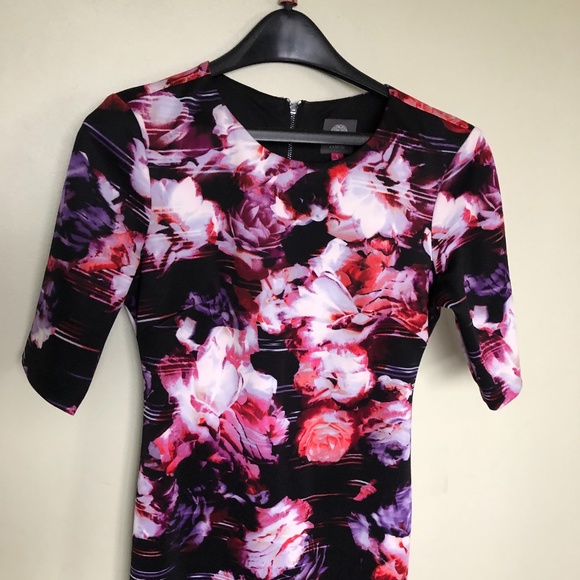 Floral Bodycon Sexy Dress - Picture 1 of 4